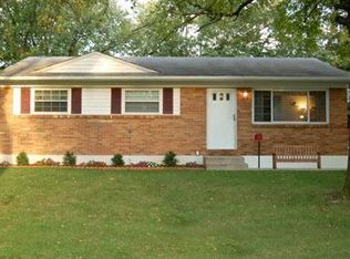 5438 Roche Dr, Columbus, OH 43229