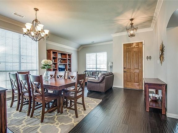 4th image of 12218 Kennedale Dr
