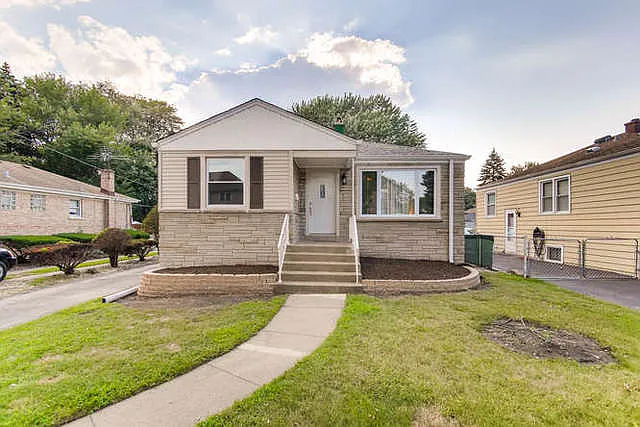 4424 Wisconsin Ave photo 1