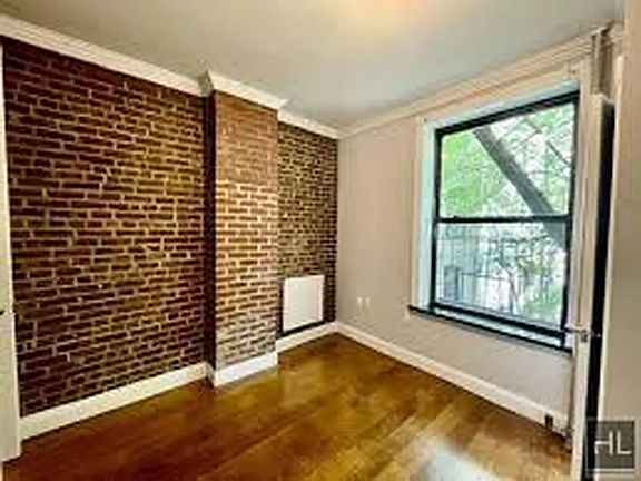 2nd image of 3 W 103rd St #3W