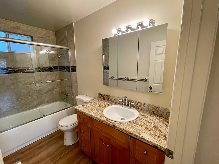 21000 Baker Rd #20 — Photo 4