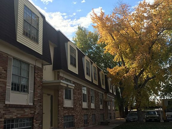 5th image of 858 Colony S Unit 35