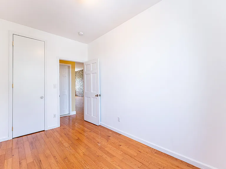 205 Menahan St #3 — Photo 15