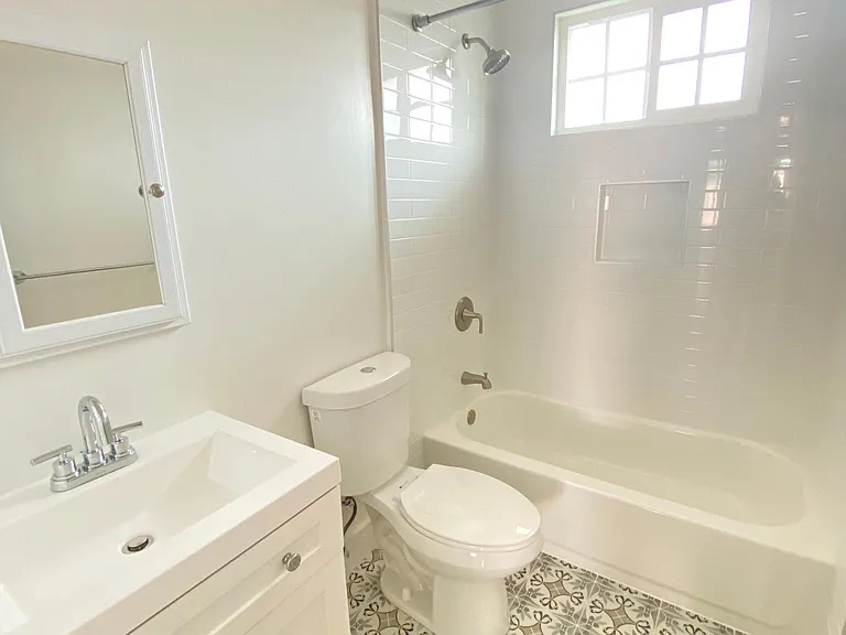 12480 Culver Blvd #15 — Photo 8