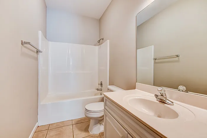 1218 Savannah Ln — Photo 9