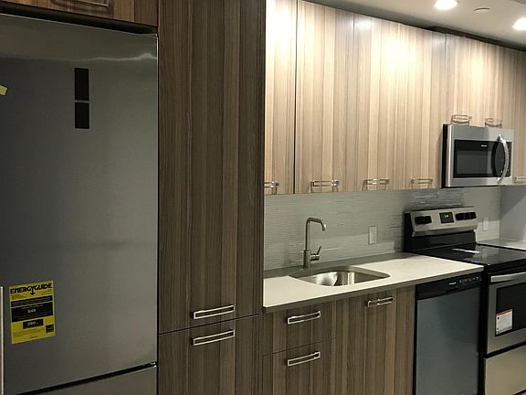 3rd image of 2802 Kings Hwy #2C