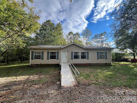 4th image of 25838 Lingerfelt Rd