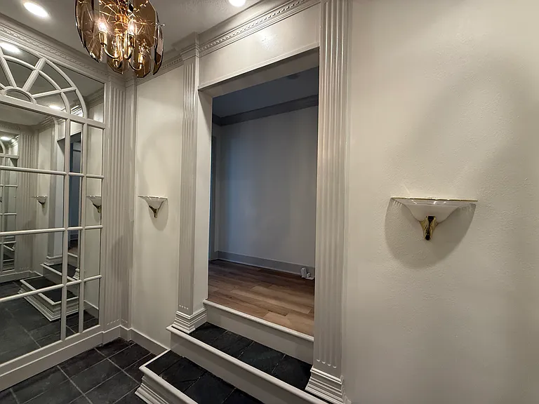 1002 S Glenwood Blvd — Photo 14