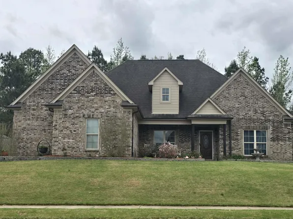 6117 Abigail Bluffs Dr, Bartlett, TN 38135