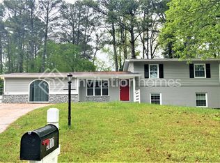 2817 Redwine Rd, East Pt, GA 30344