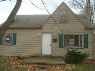 479 Forest Hill Dr, Youngstown, OH