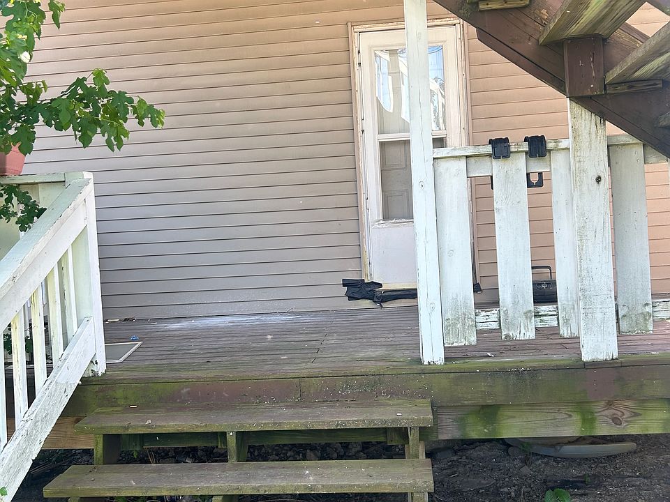 1st image of 14 Mariemont Ave APT 3