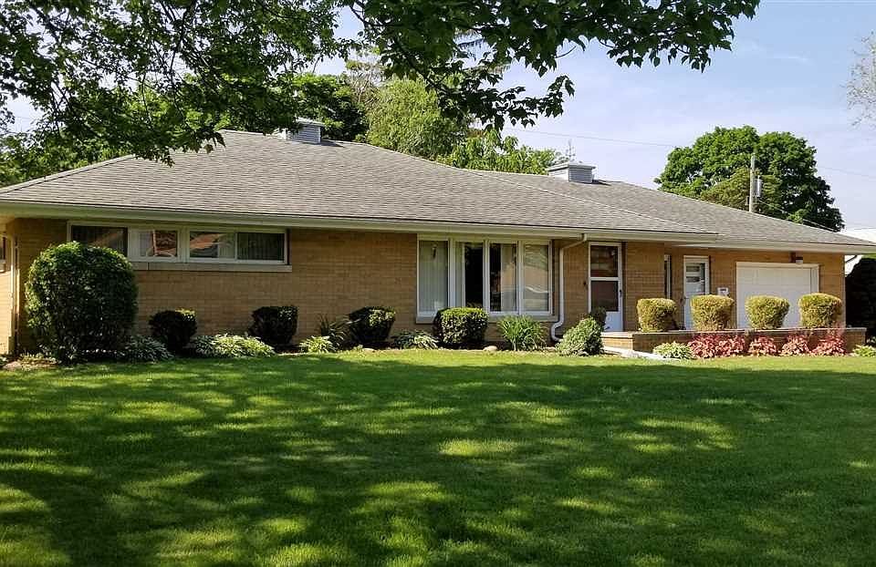 1st image of 506 W Crestwood Dr
