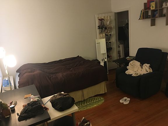 3rd image of 122 Park St APT 2A