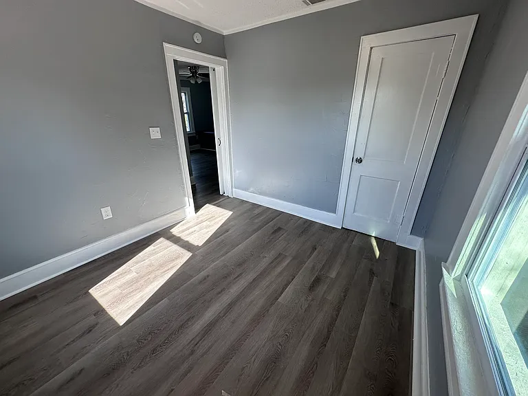 829 N Oleander Ave — Photo 19