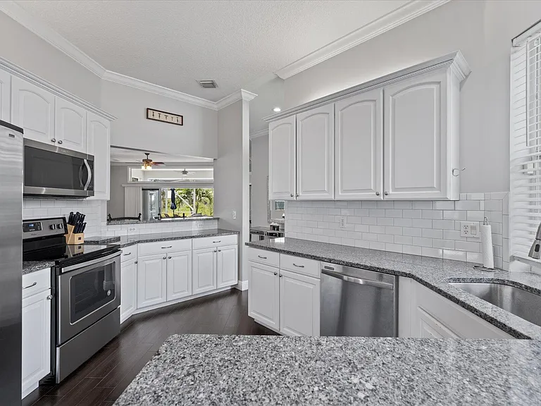 2573 Country Golf Dr — Photo 9