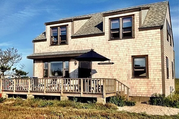 3 bed, 2.0 bath, 1390 sqft, $20,000 — Photo 1
