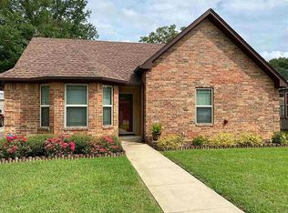 907 Burns St, Kilgore, TX 75662