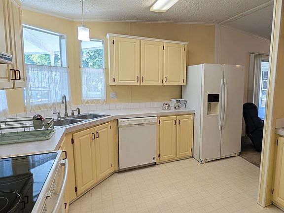 5th image of 9055 W Doubletree Ct #123