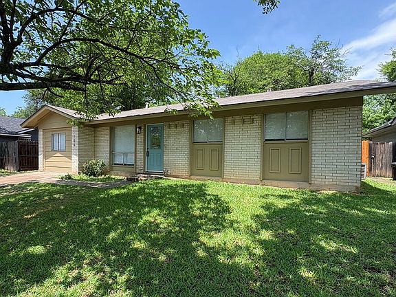 2nd image of 106 E Longspur Blvd