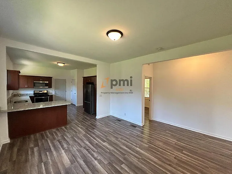 13328 Edison St — Photo 2