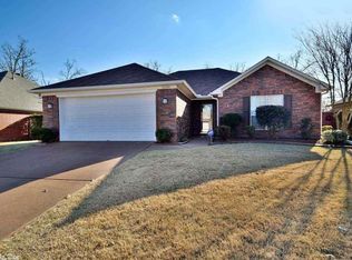 2205 Chase Dr, Conway, AR 72034