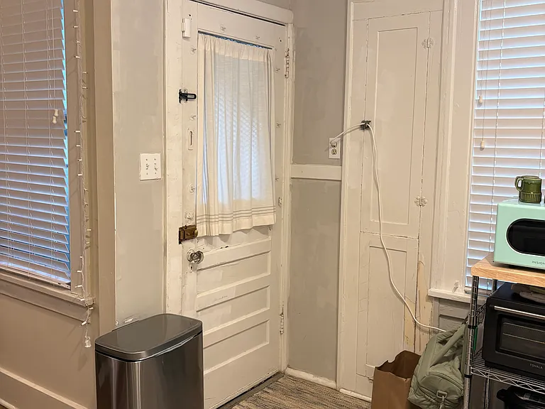 822 N Spruce St — Photo 6