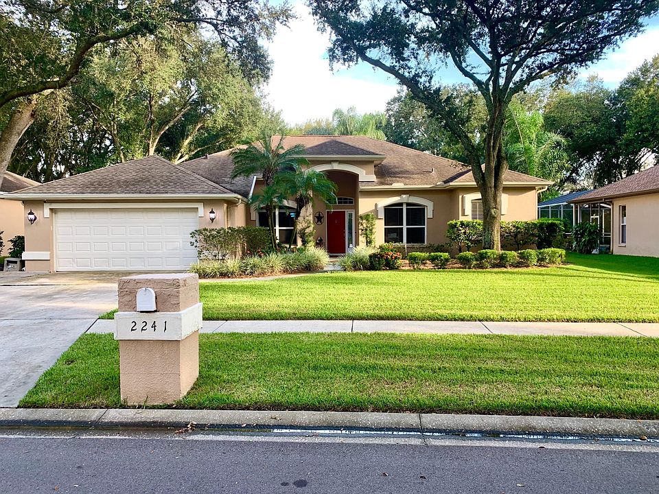 1st image of 2241 Eagle Bluff Dr