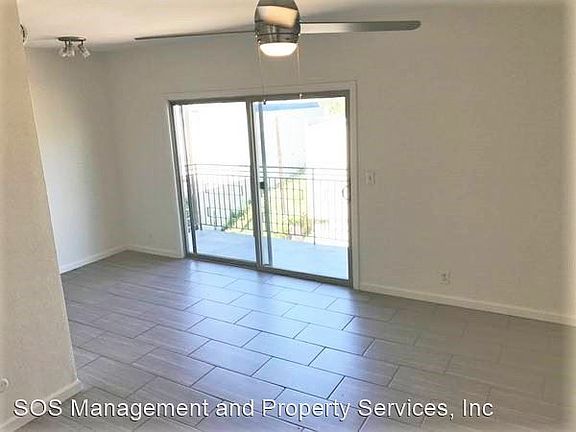 5th image of 3065 Hawthorn St APT 4