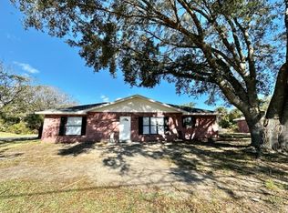 2105 3rd Ave, Deland, FL 32724