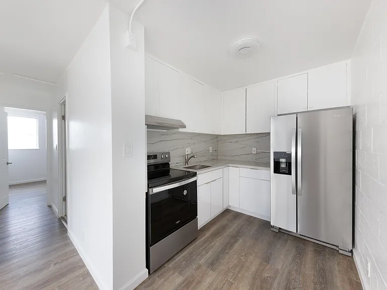 2745 Kapiolani Blvd #404 — Photo 1
