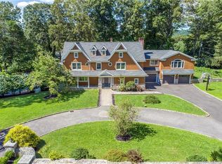 2 Christopher Rd, Ridgefield, CT 06877