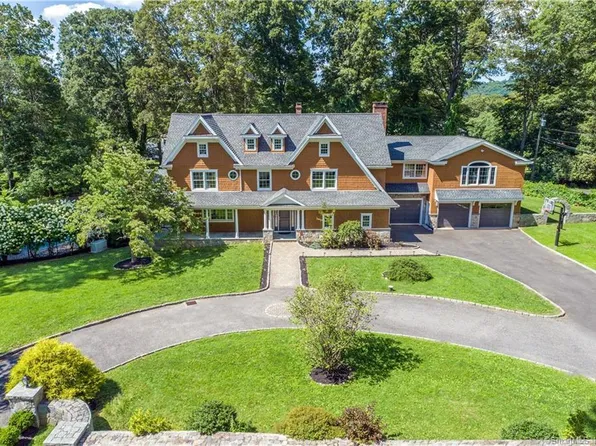 2 Christopher Road, Ridgefield, CT 06877