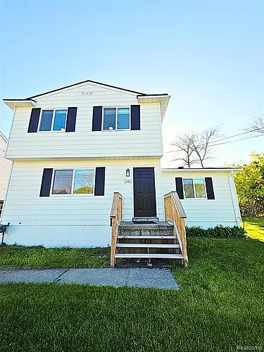 240 S Shirley St Photo 1