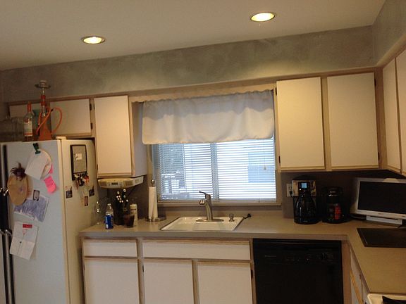 5th image of 150 Suffolk Ave