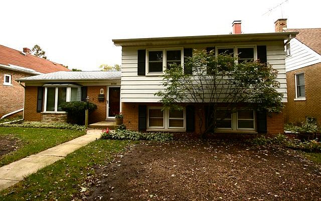 1st image of 3135 Sunnyside Ave