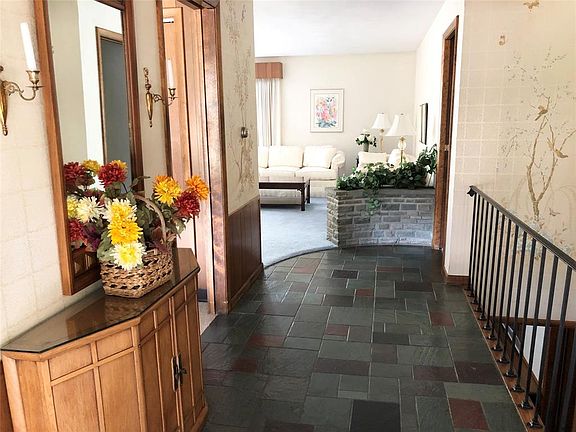 5th image of 3209 Harwood Dr