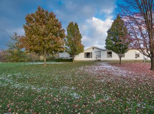 9906 Tux Pl, New Bloomfield, MO 65063