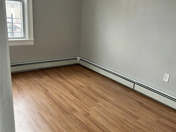 24 Eastern Parkway image 18 of 19