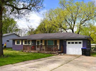 1717 SW Fairmont Rd, Topeka, KS 66604