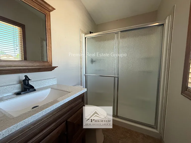 854 Daffodil St — Photo 14
