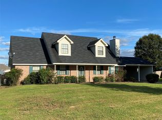 1514 Hogan Rd, Deatsville, AL 36022