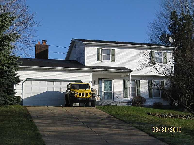 1st image of 4820 King Arthur Dr