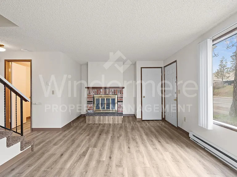 2702 E 31st Ave — Photo 7