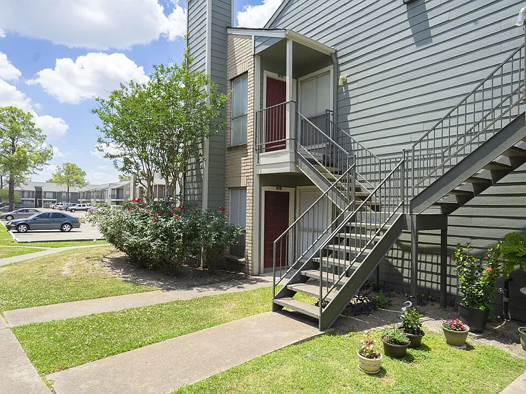 Caldera Apartment Homes — Photo 11