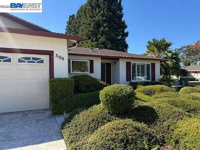 4 bed, 1479 sqft, $5,000 — Photo 2