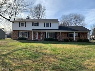 4220 Meadow Gtwy, Broadview Heights, OH