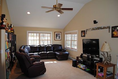 2nd image of 14 Hawthorne Ave