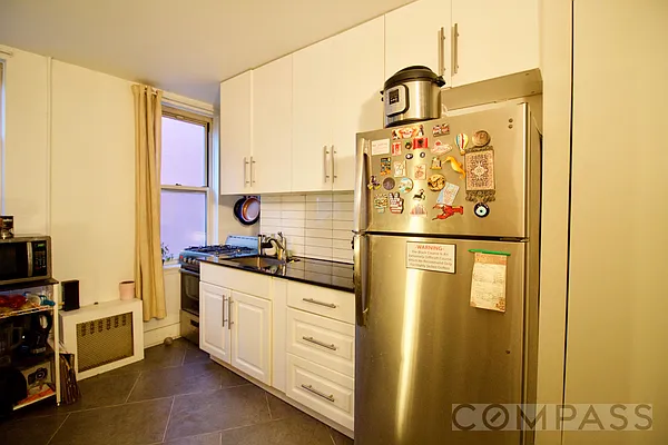 Rented by Compass | media 9