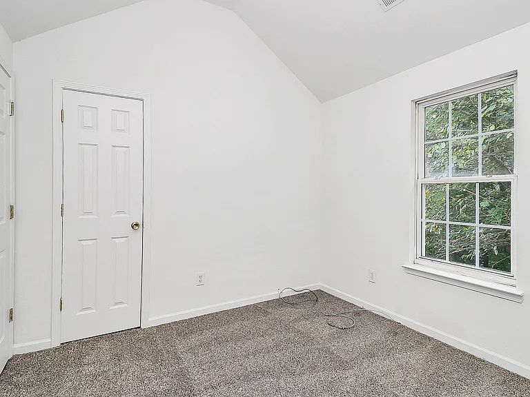 1215 McAllister Dr — Photo 27